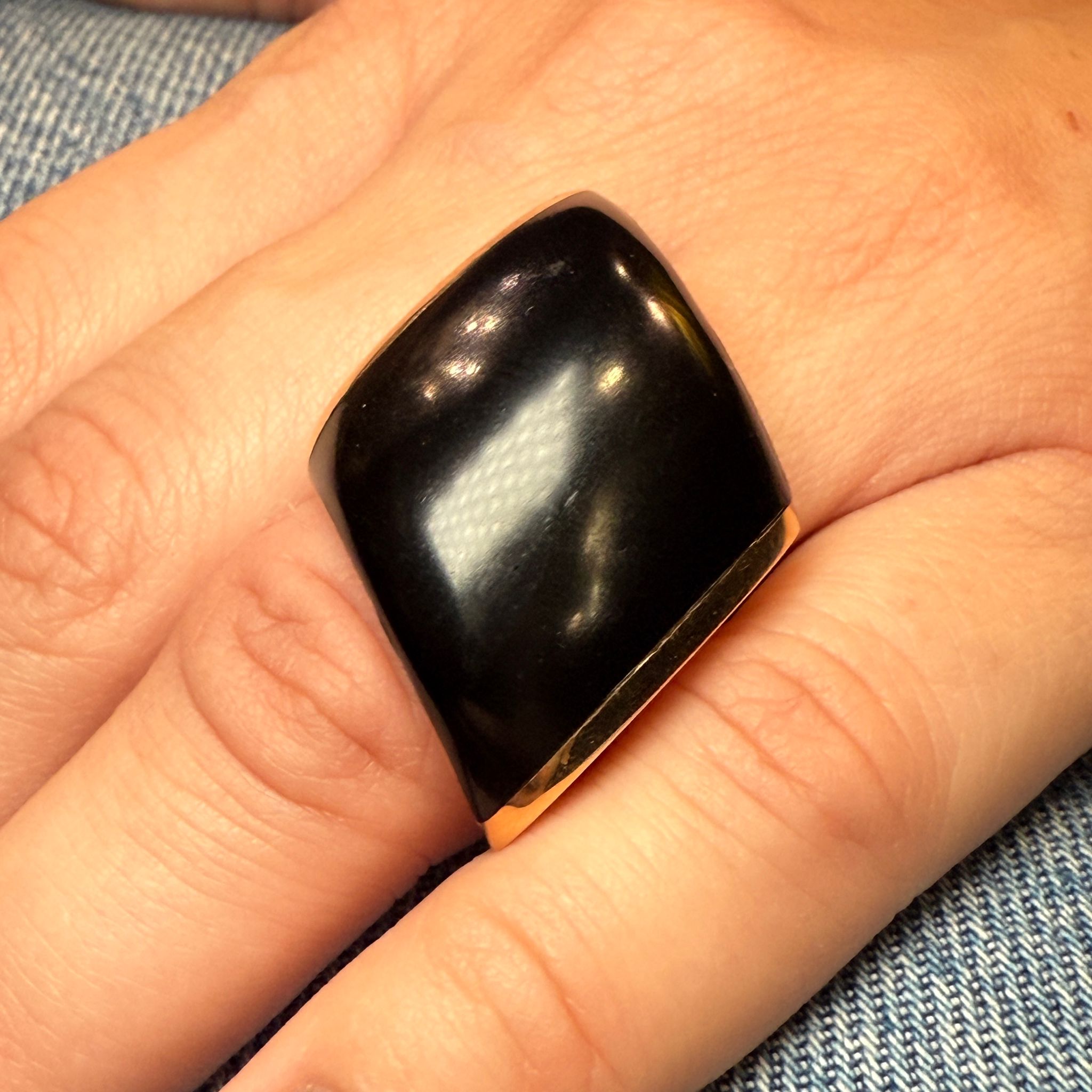 Vhernier Fibula Cocktail Ring