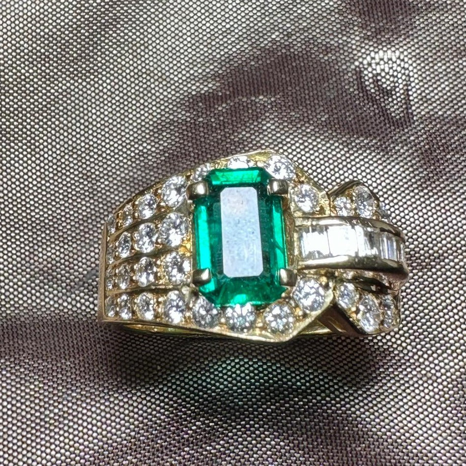 Emerald and diamond ring
