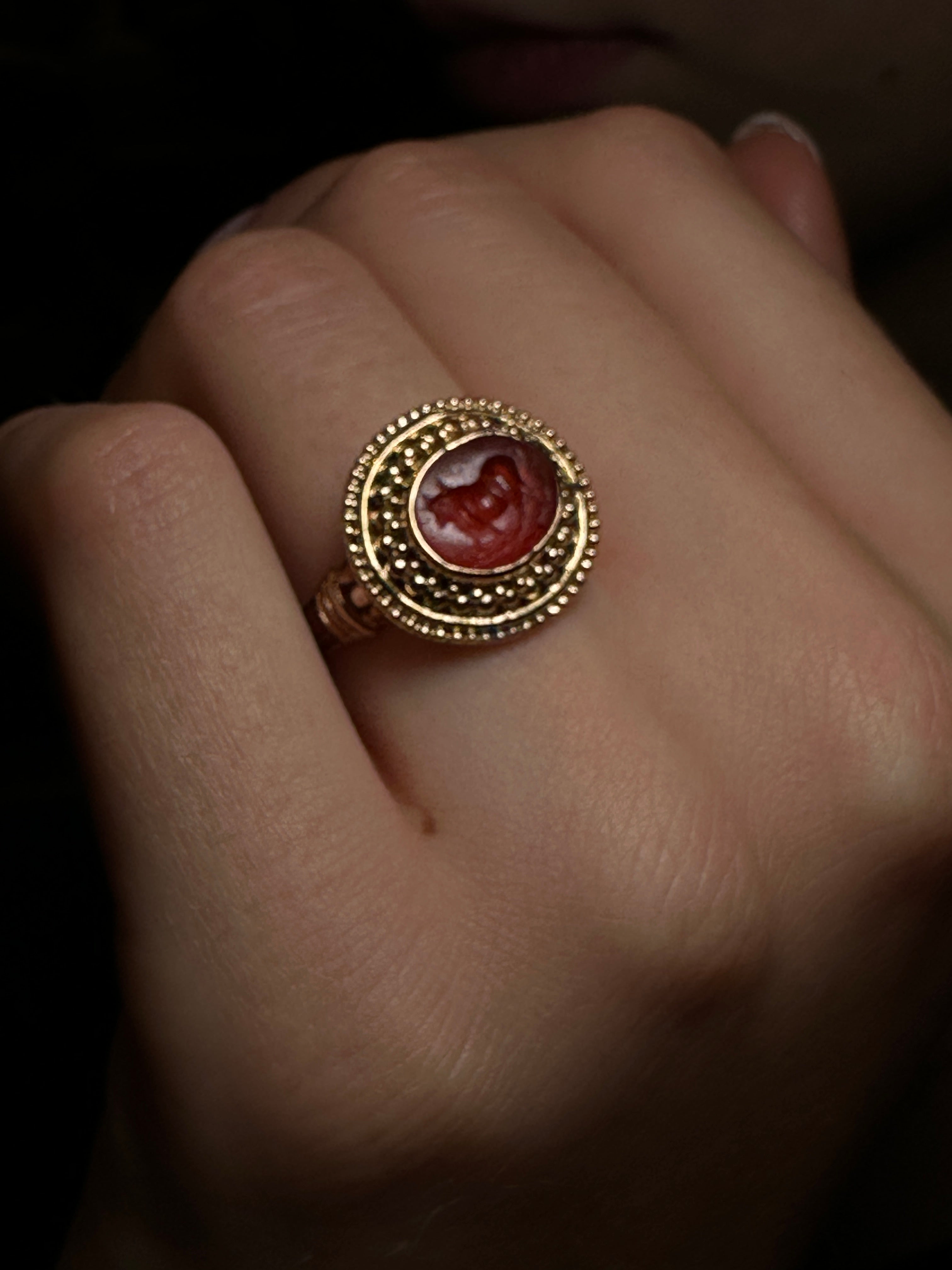 Roman intaglio ring 18k gold for women