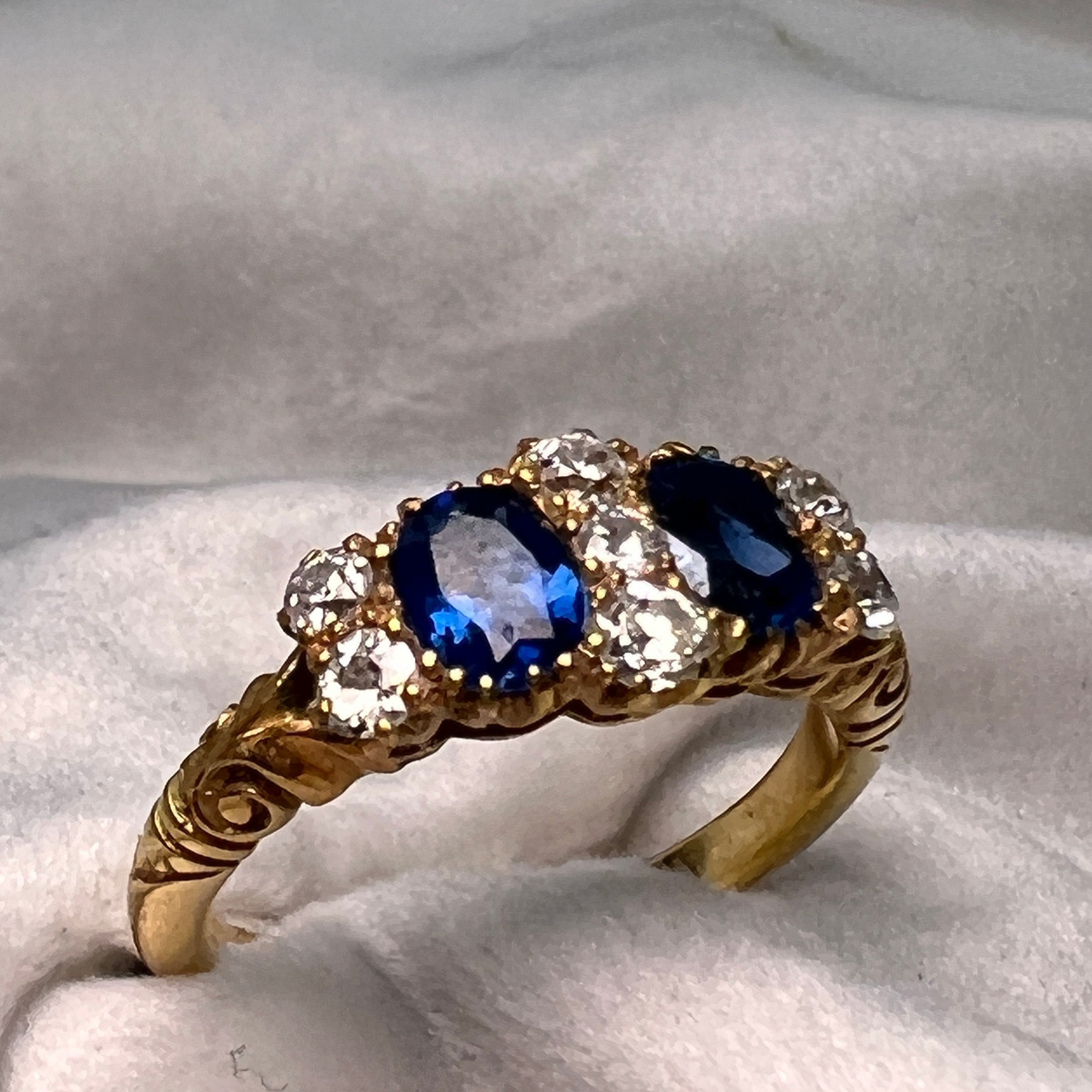 Sapphire and diamond Ring