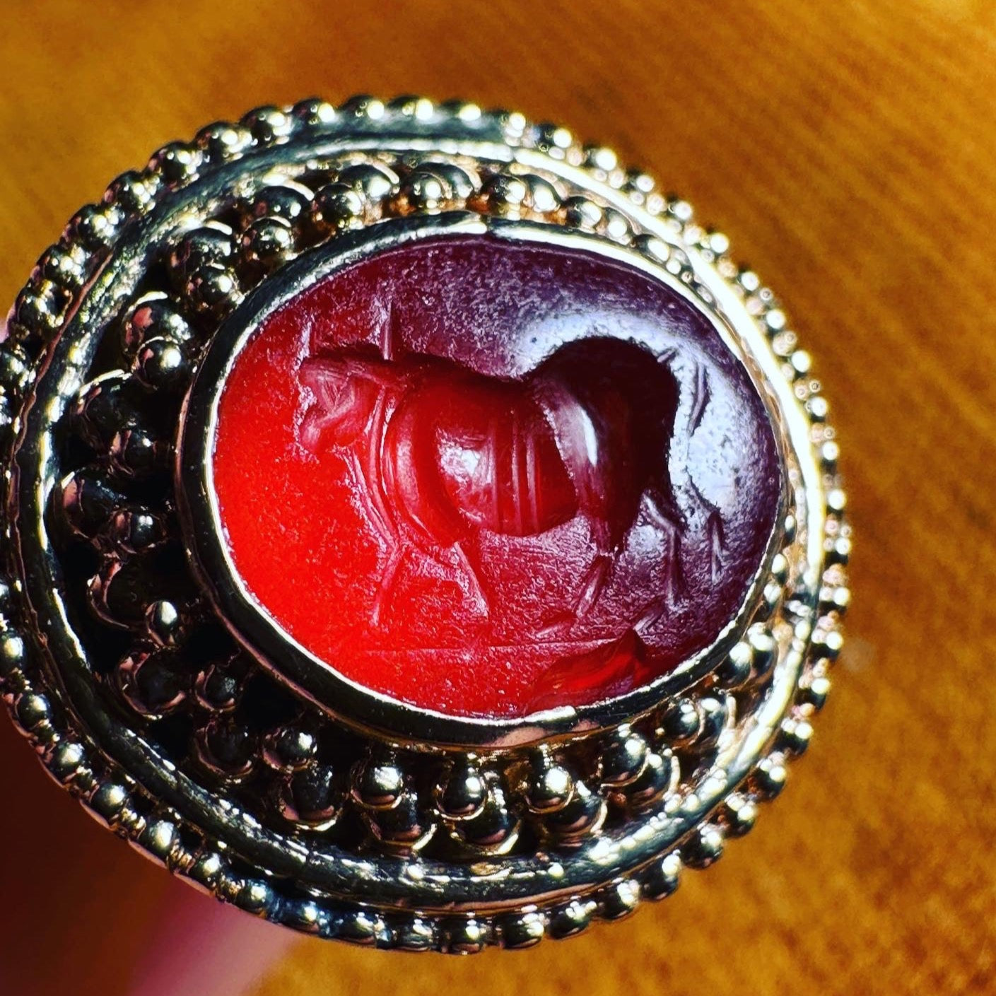 Roman intaglio ring 18k gold for women