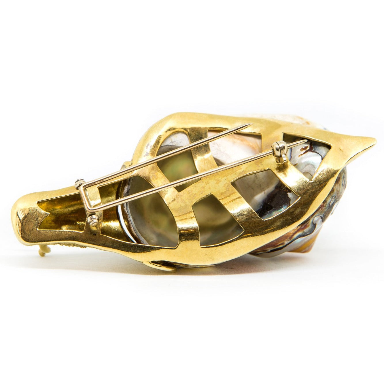 Natural Shell Gold & Diamond Brooch